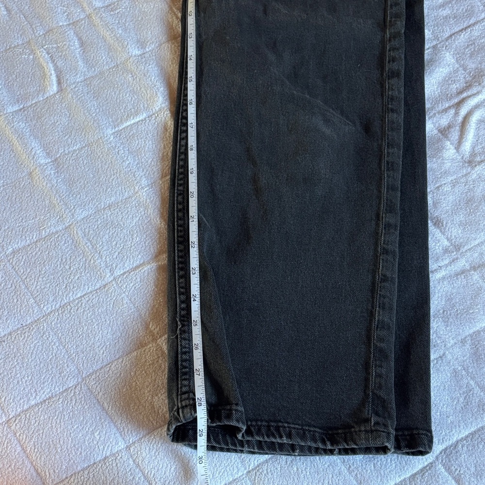 GAP Women's Relaxed Black Distressed Jeans - Picture 6 of 6